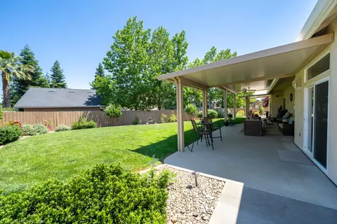 4685 Big Horn Dr, Redding, CA 96002 photo 17