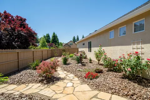 4685 Big Horn Dr, Redding, CA 96002 photo 20