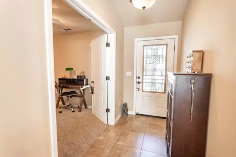 611 Valleybrook Dr, Redding, CA 96003 photo 7