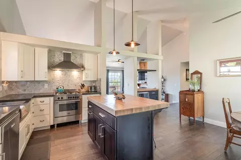 3150 Pinot Path, Redding, CA 96001 photo 5