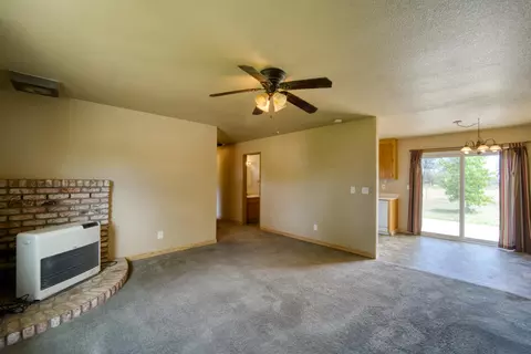 5395 Pine St, Anderson, CA 96007 photo 7