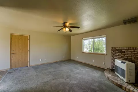 5395 Pine St, Anderson, CA 96007 photo 8