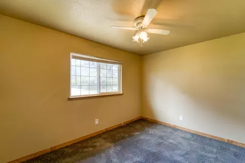 5395 Pine St, Anderson, CA 96007 photo 17