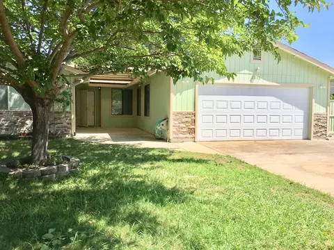3615 Santa Rosa Way, Redding, CA 96003 photo 1