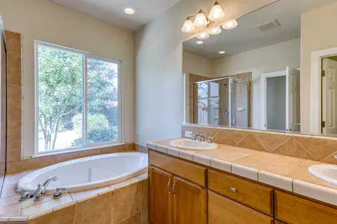 2534 Warm Spring Ln, Redding, CA 96003 photo 13
