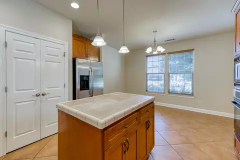 2534 Warm Spring Ln, Redding, CA 96003 photo 4