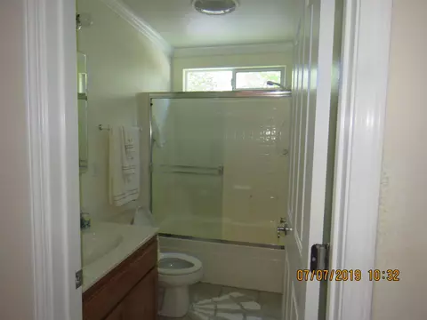 3224 Inverness St, Redding, CA 96003 photo 6