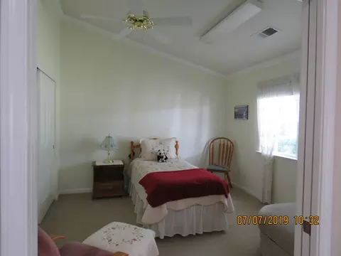 3224 Inverness St, Redding, CA 96003 photo 20