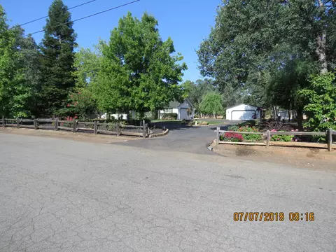 3224 Inverness St, Redding, CA 96003 photo 10