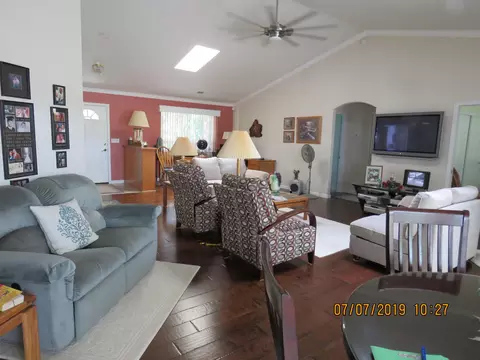 3224 Inverness St, Redding, CA 96003 photo 18