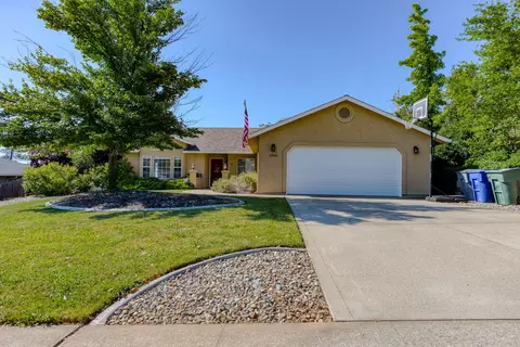 4988 Tralee Ln, Redding, CA 96001 photo 2