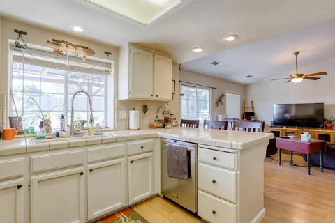 4988 Tralee Ln, Redding, CA 96001 photo 8
