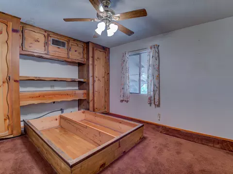 1677 Riviera Dr, Redding, CA 96001 photo 12