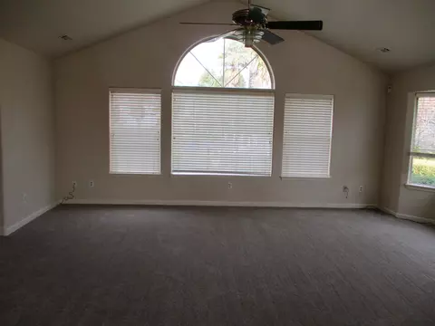 112 Kingsview Ct, Redding, CA 96003 photo 31
