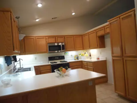 3247 Forest Homes Dr, Redding, CA 96002 photo 4