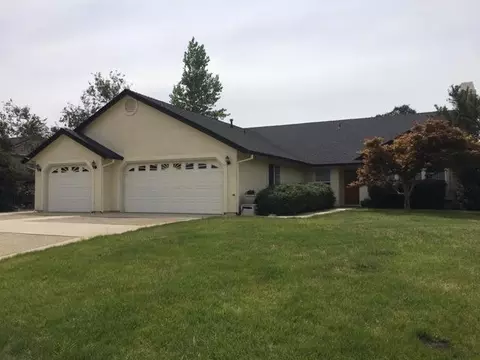 11590 Wilvern Ln, Redding, CA 96003 photo 1