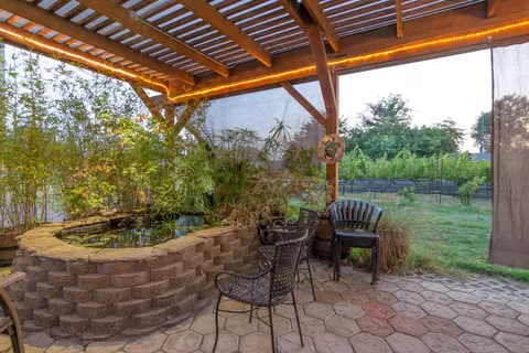 6555 Quail Creek Rd, Redding, CA 96002 photo 2