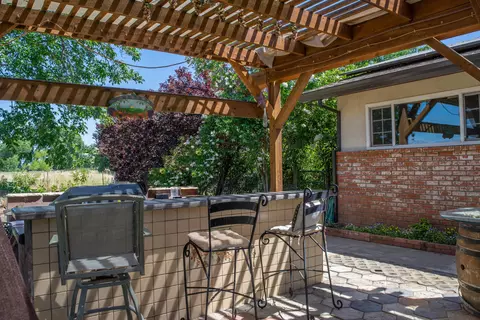 6555 Quail Creek Rd, Redding, CA 96002 photo 17