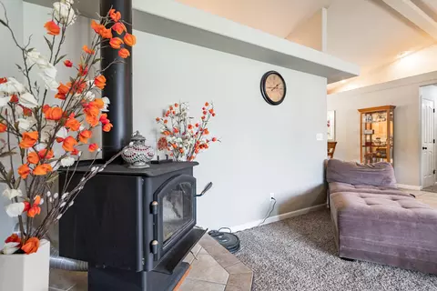 1809 Trumpet Dr, Redding, CA 96003 photo 5