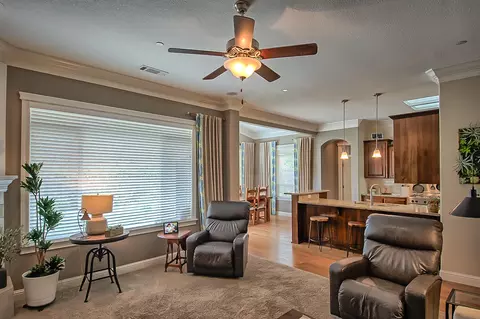 667 Mill Valley Pkwy, Redding, CA 96003 photo 14