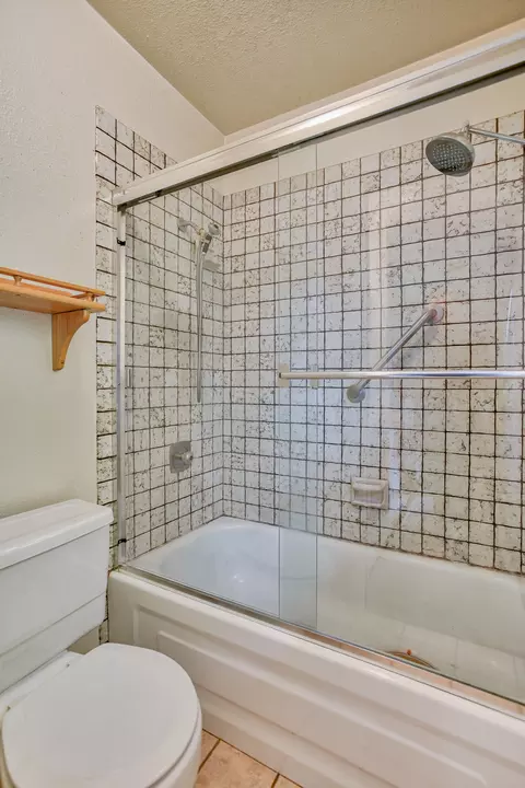 1273 Hawthorne Ave, Redding, CA 96002 photo 15
