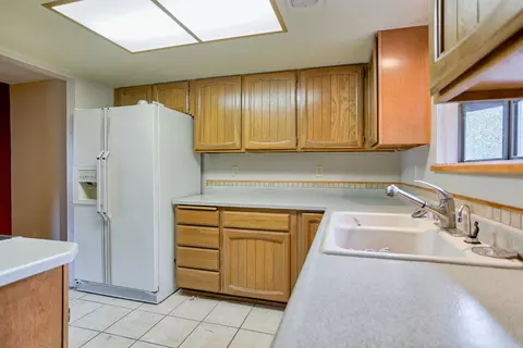 1273 Hawthorne Ave, Redding, CA 96002 photo 8