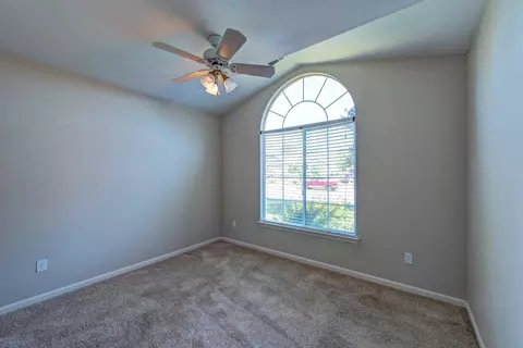 2721 Dawnridge Dr, Redding, CA 96001 photo 18