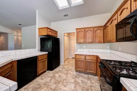 2721 Dawnridge Dr, Redding, CA 96001 photo 7