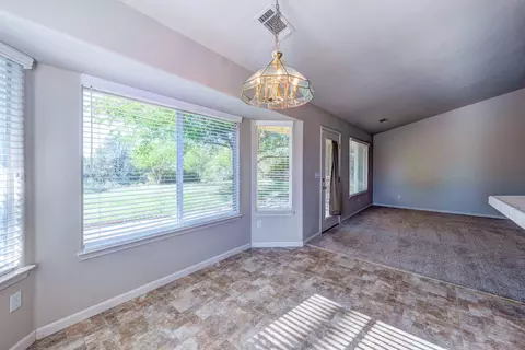 2721 Dawnridge Dr, Redding, CA 96001 photo 11