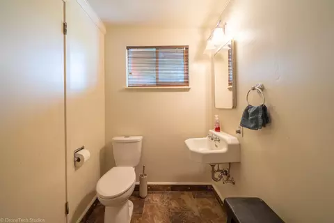 840 Overhill Dr, Redding, CA 96001 photo 19