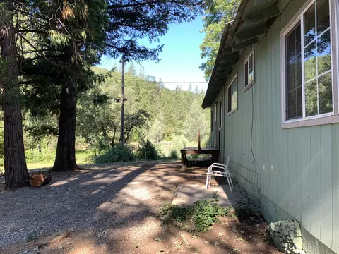 19683 Gregory Creek Rd, Lakehead, CA 96051 photo 5