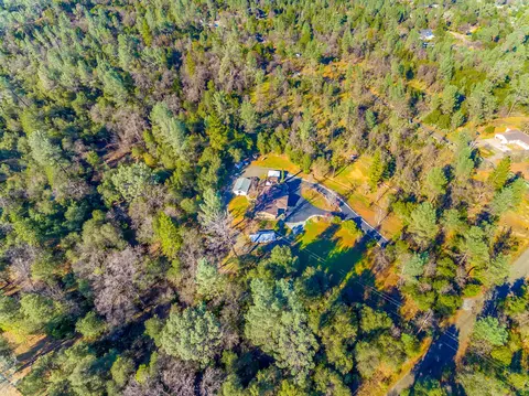 12380 Charlie Ln, Redding, CA 96003 photo 31