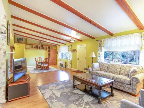 12380 Charlie Ln, Redding, CA 96003 photo 9