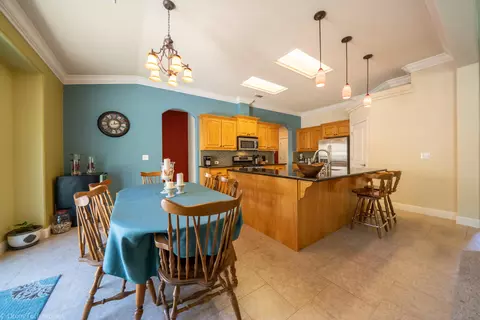 1156 Lakeside Dr, Redding, CA 96001 photo 17