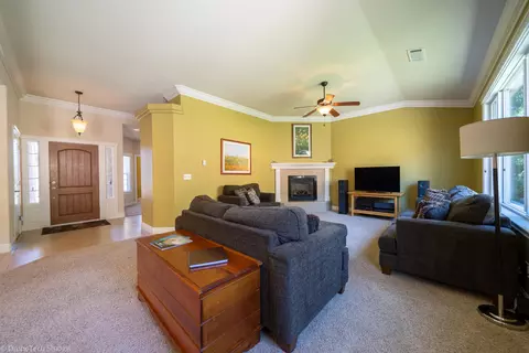 1156 Lakeside Dr, Redding, CA 96001 photo 12