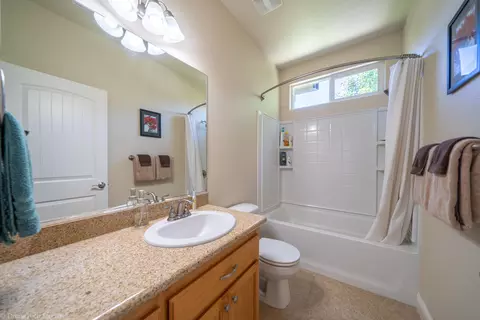 1156 Lakeside Dr, Redding, CA 96001 photo 27