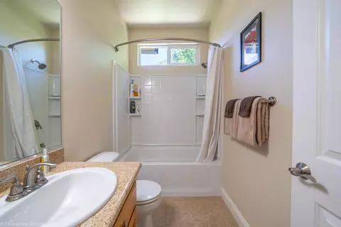 1156 Lakeside Dr, Redding, CA 96001 photo 28