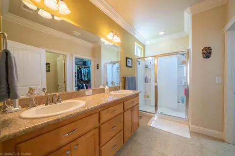 1156 Lakeside Dr, Redding, CA 96001 photo 25