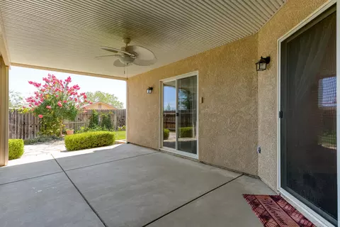 985 Domain Way, Redding, CA 96003 photo 19