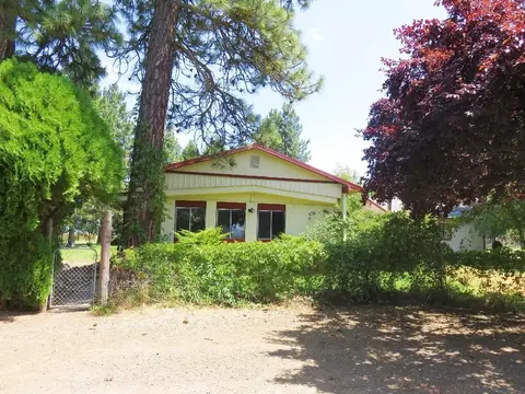 44661 Dee Knoch Rd, Fall River Mills, CA 96028 photo 2