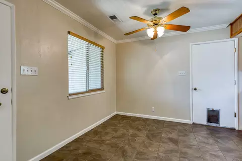 1322 Riviera Dr, Redding, CA 96001 photo 6