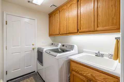 2255 Everest Dr, Redding, CA 96001 photo 16