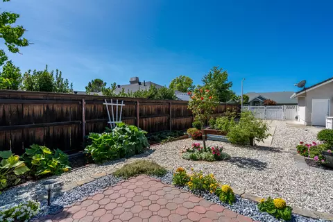 2255 Everest Dr, Redding, CA 96001 photo 40