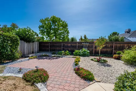 2255 Everest Dr, Redding, CA 96001 photo 38