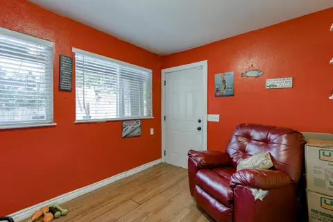 765 Locust St, Redding, CA 96001 photo 7
