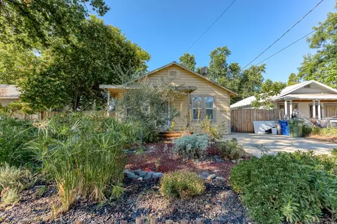 765 Locust St, Redding, CA 96001 photo 16