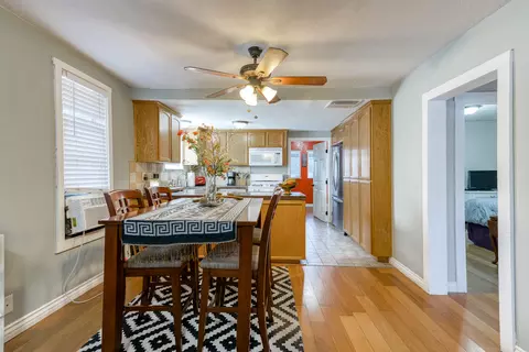 765 Locust St, Redding, CA 96001 photo 5