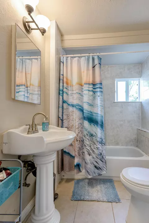 765 Locust St, Redding, CA 96001 photo 11