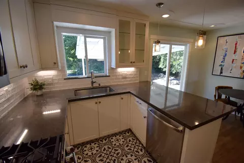 5750 E Bonnyview Rd, Redding, CA 96001 photo 10