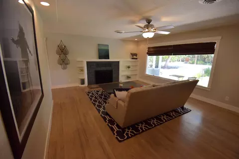 5750 E Bonnyview Rd, Redding, CA 96001 photo 5